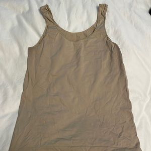 Reversible light skin tone layering tank